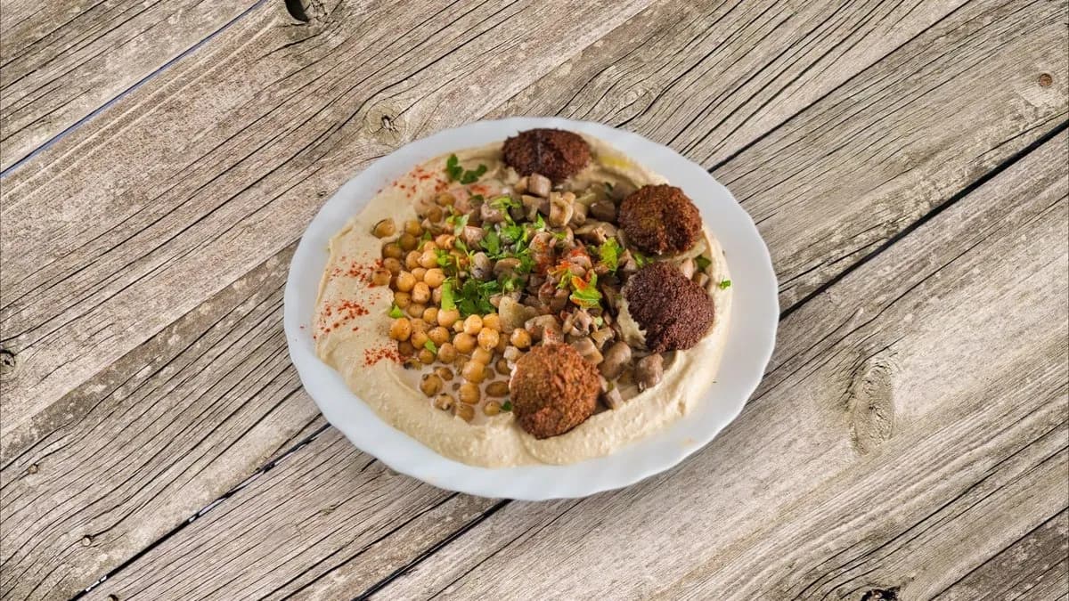 Hummusz komplett, pitával