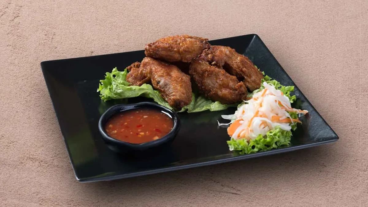 Sült csirkeszárnyak édes chili mártással