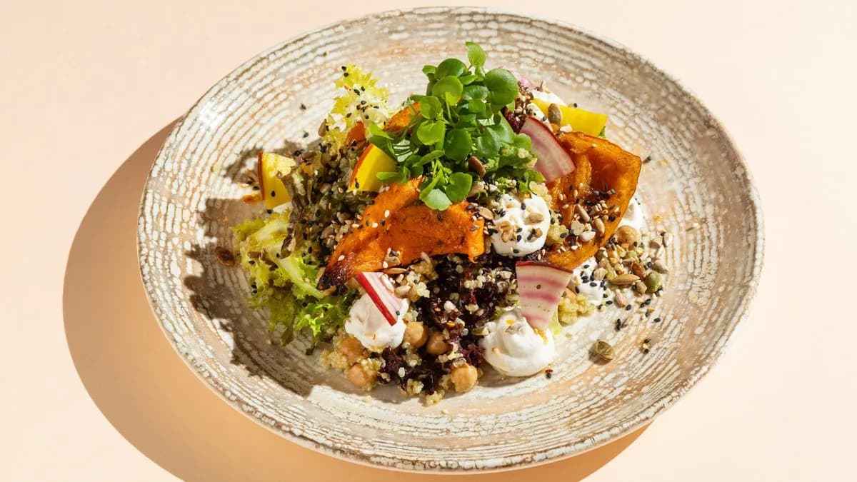 Spíler Superfood saláta csirkével