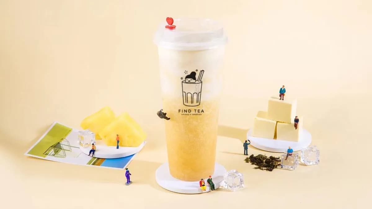 Cheese pineapple frappe L