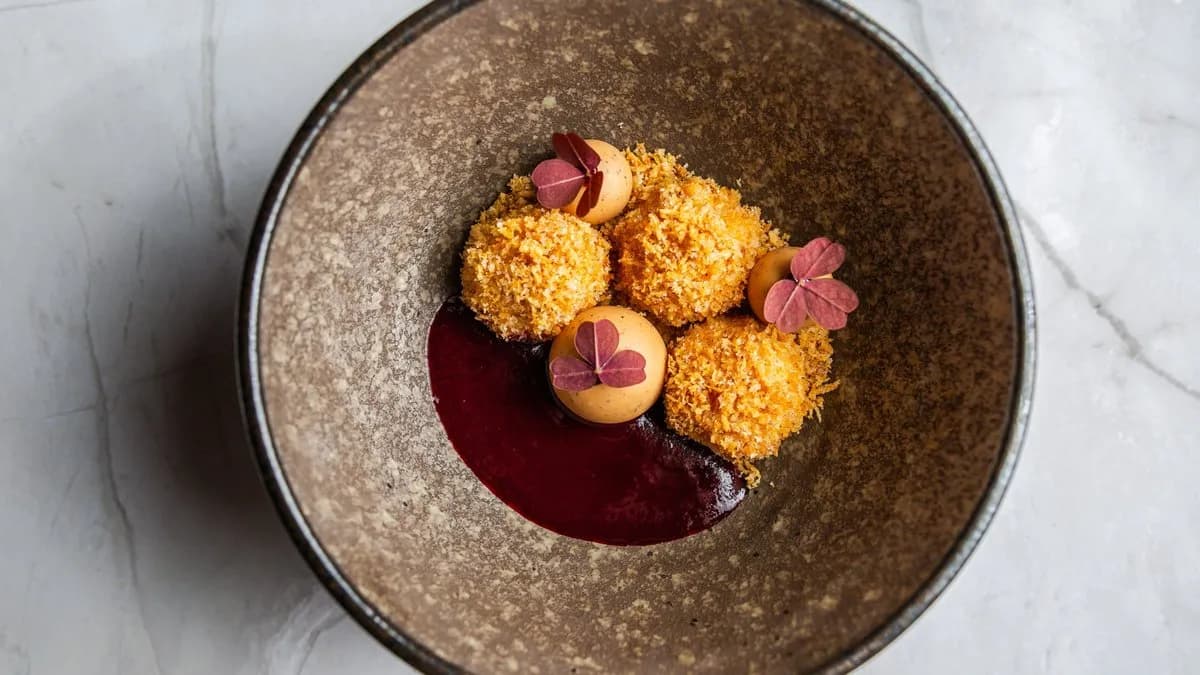 Túrógombóc tejföllel és kardamommal