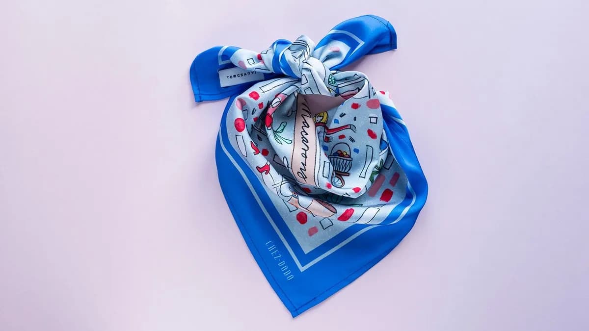 TOMCSANYI kollekciós kendő (kék)