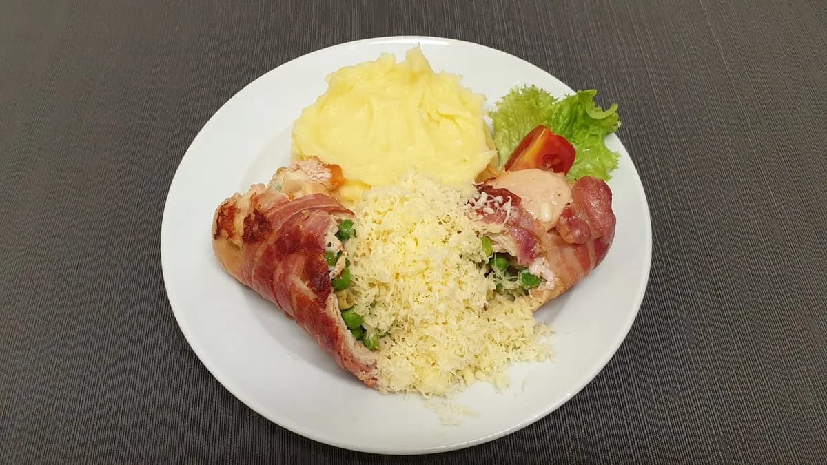 Csirkemell roston Konyhafőnök módra burgonyapürével