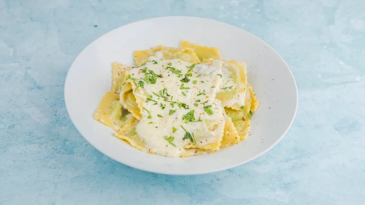 RAVIOLI SPINACI CON 4 FORMAGGI
