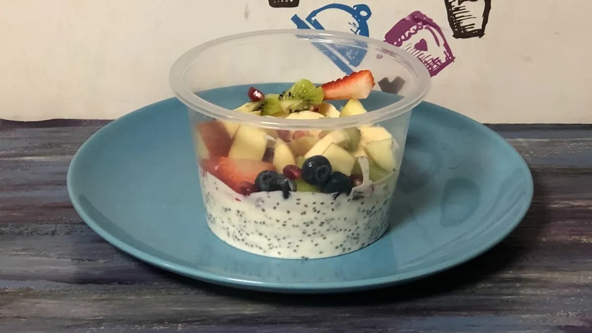 Chiamag kókuszjoghurttal. Gyümölccsel is kérheted.