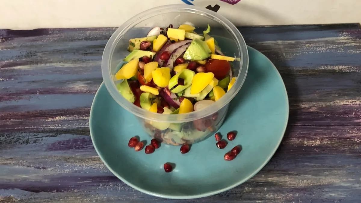 Anyám színes salátája