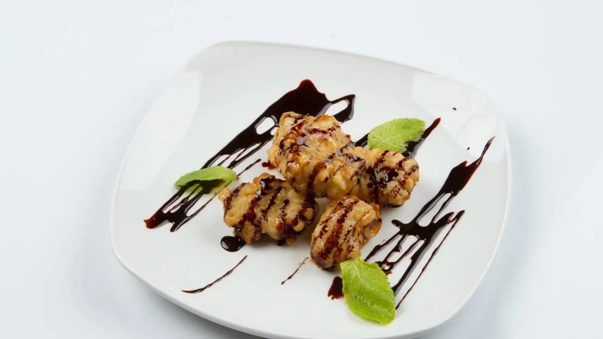 142. Sült banán, csokoládé öntettel