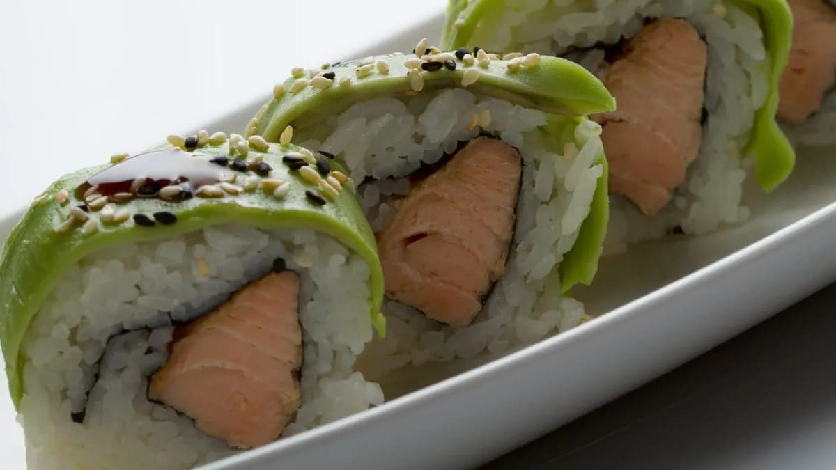 89. Caterpillar big maki