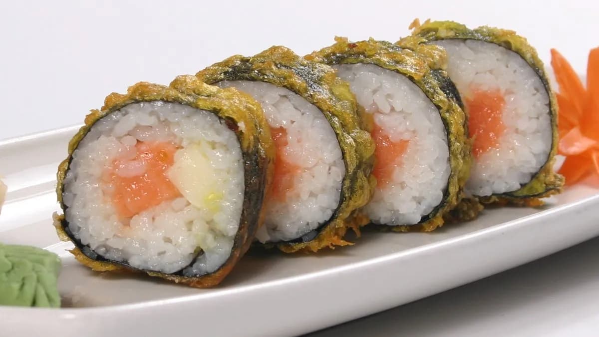 97. Salmon – cheese big maki