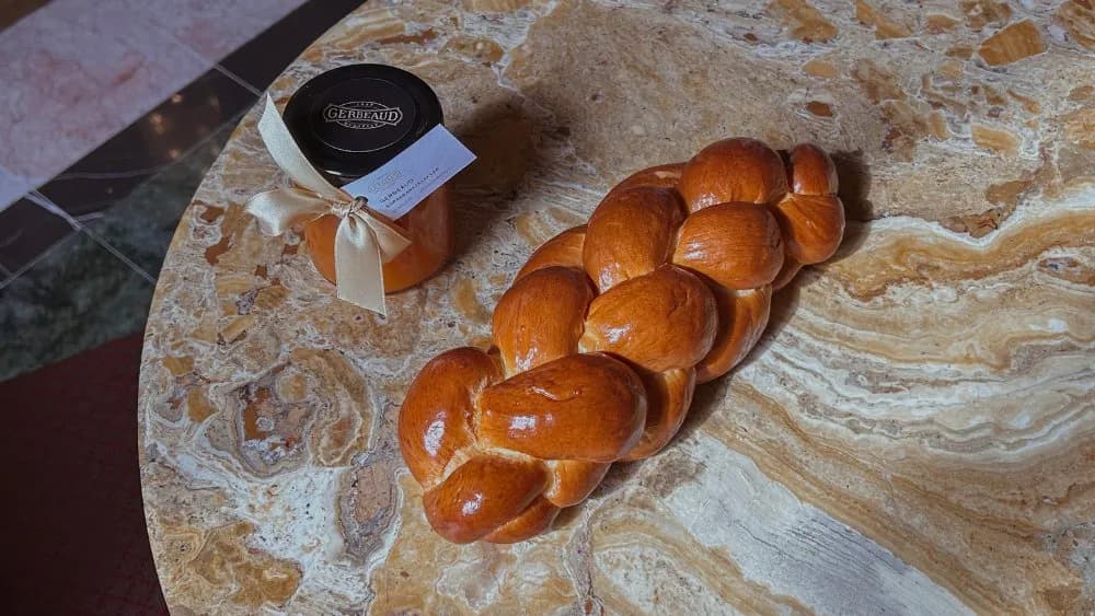 Kalács baracklekvárral