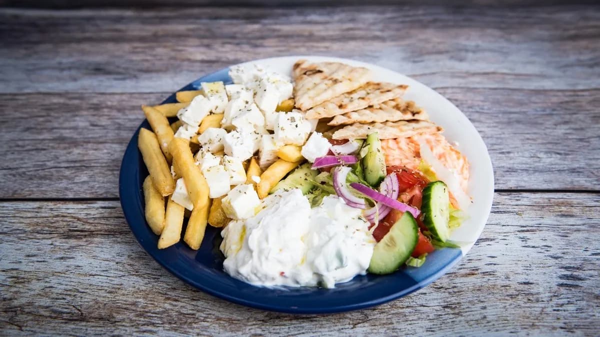 Vegetáriánus gyros tál