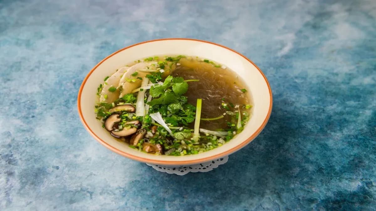L2. Glass noodles chicken soup