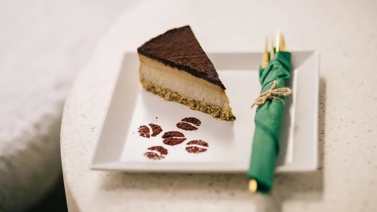 Tiramisu tortaszelet