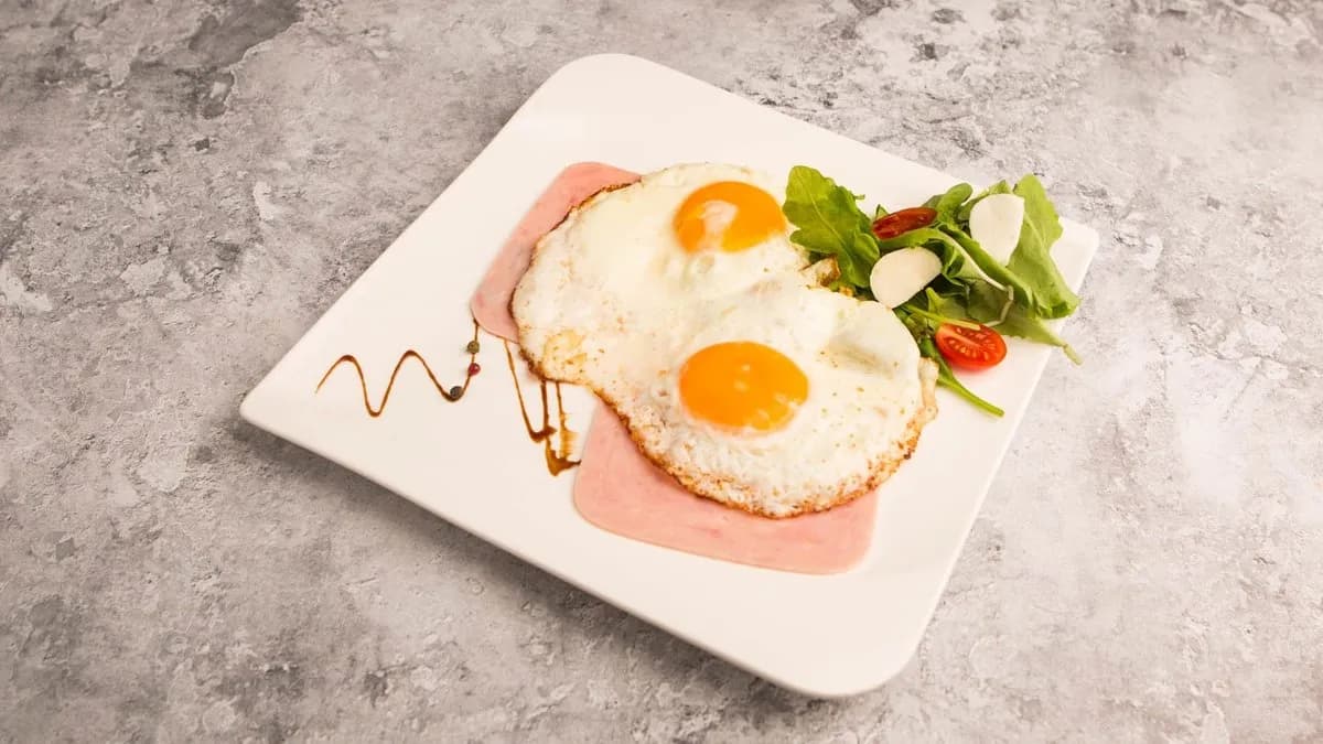 Tükörtojás sonkával