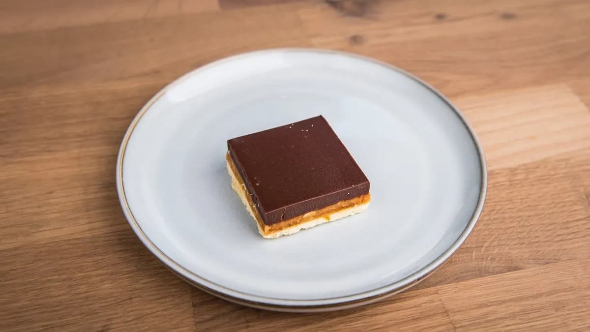 Csokis-sóskaramellás kocka