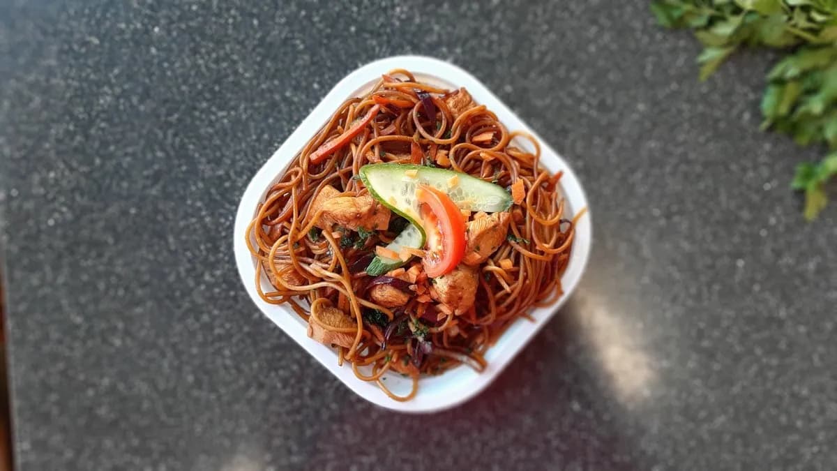 Thai csirkés tészta