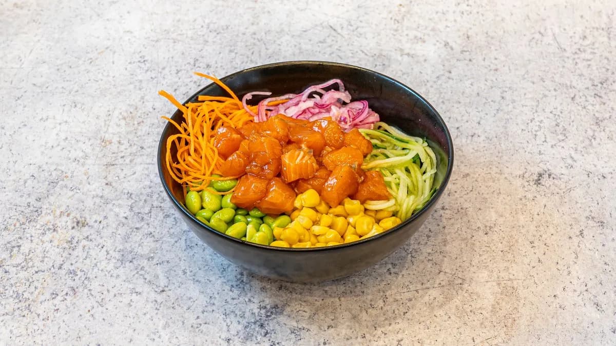 SALMON POKE BOWL