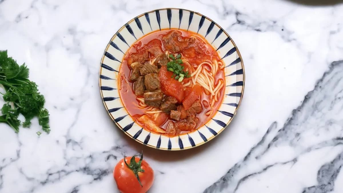 A15 Paradicsom marhahúsos tészta