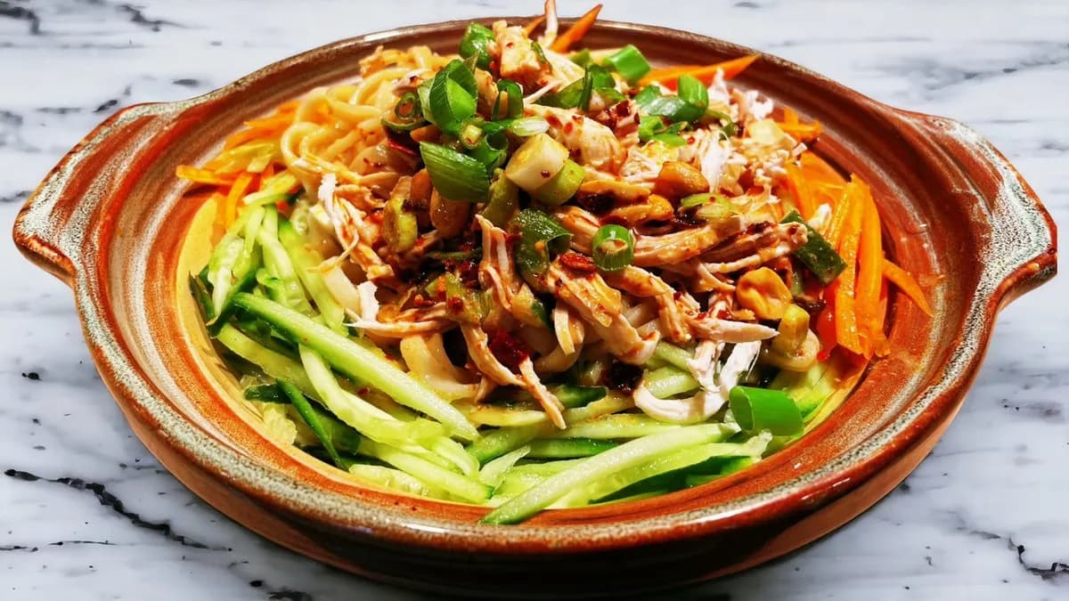 A8 Illatos csípős csirkehúsos tészta