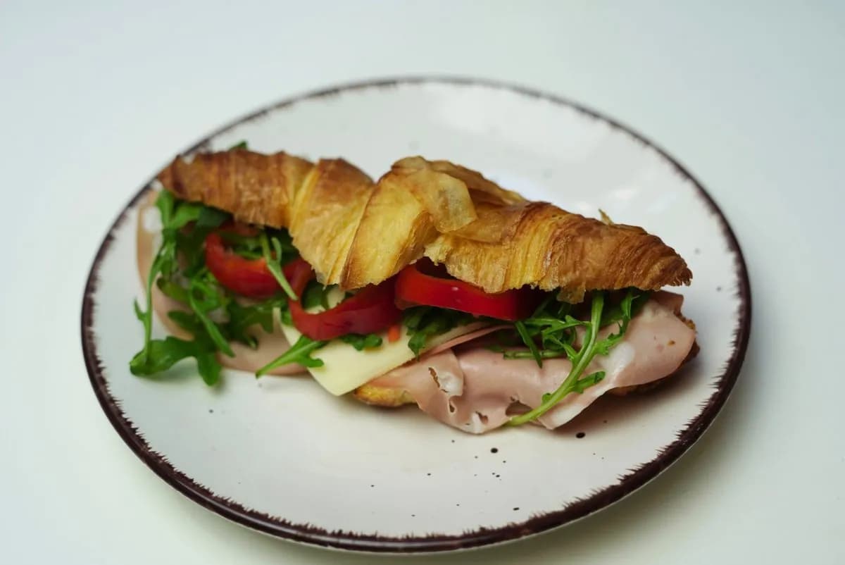 Mortadella ham & cheese sandwich / szendvics