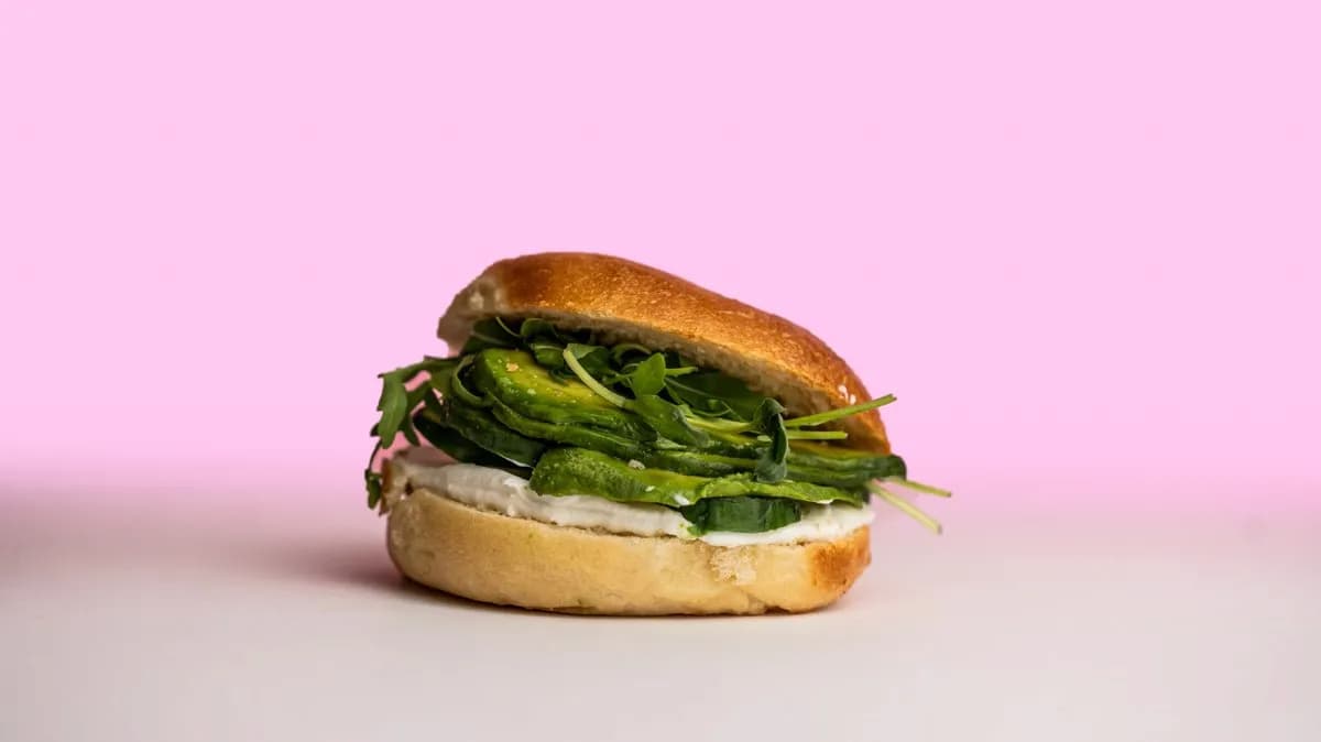 AVOCADO BAGEL