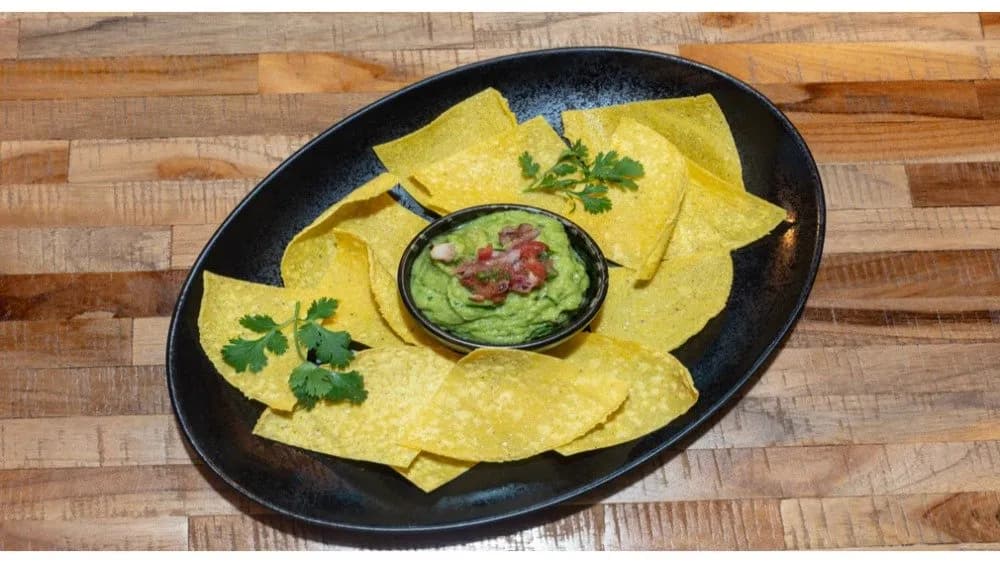 Chips & Guacamole