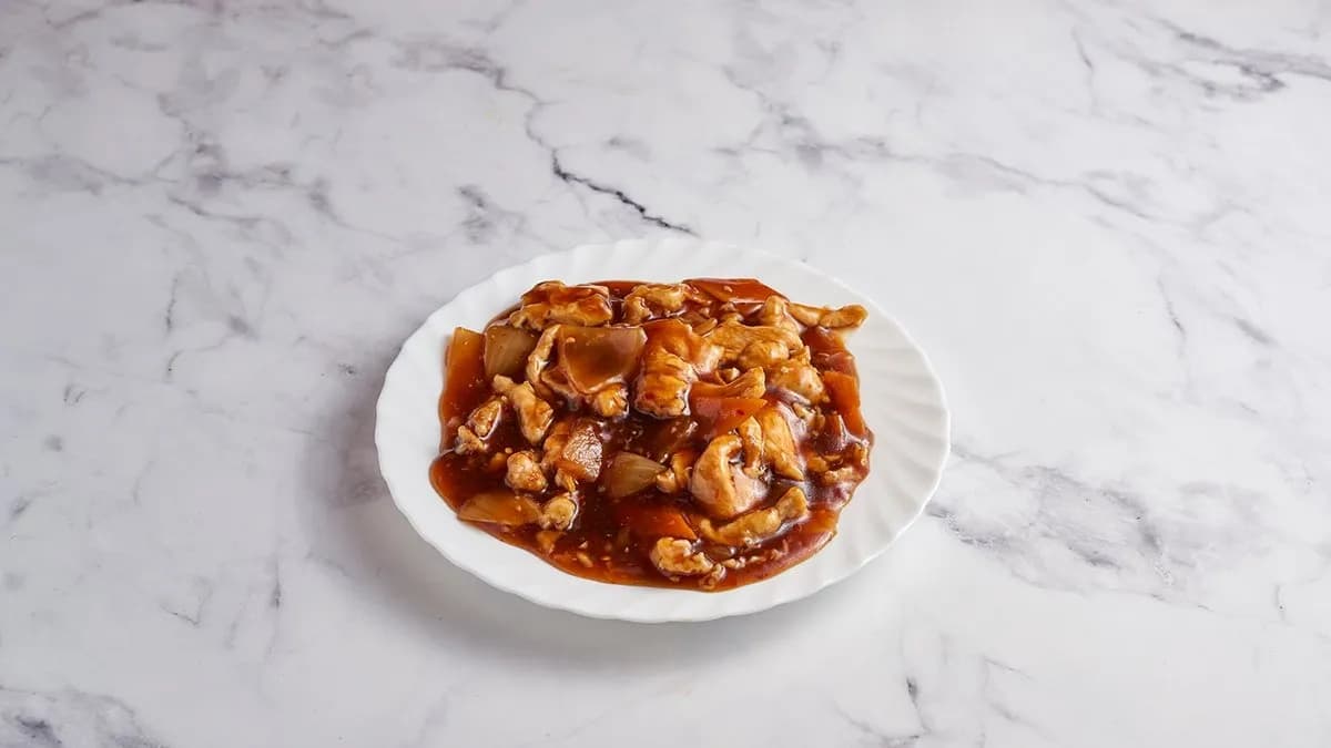 Csirkehús Szecsuáni módra főtt rizzsel(Csipős) 四川鸡肉和白米饭