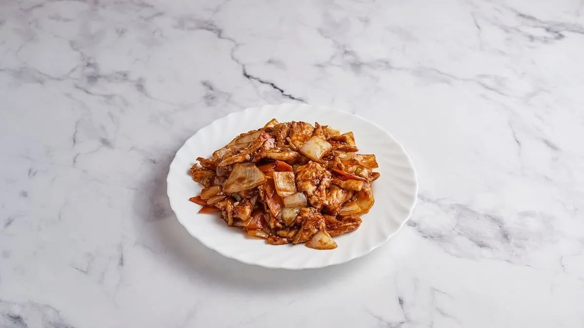 洋葱鸡蛋炒饭Hagymás csirkehús tojásos rizzsel 洋葱鸡和蛋炒饭