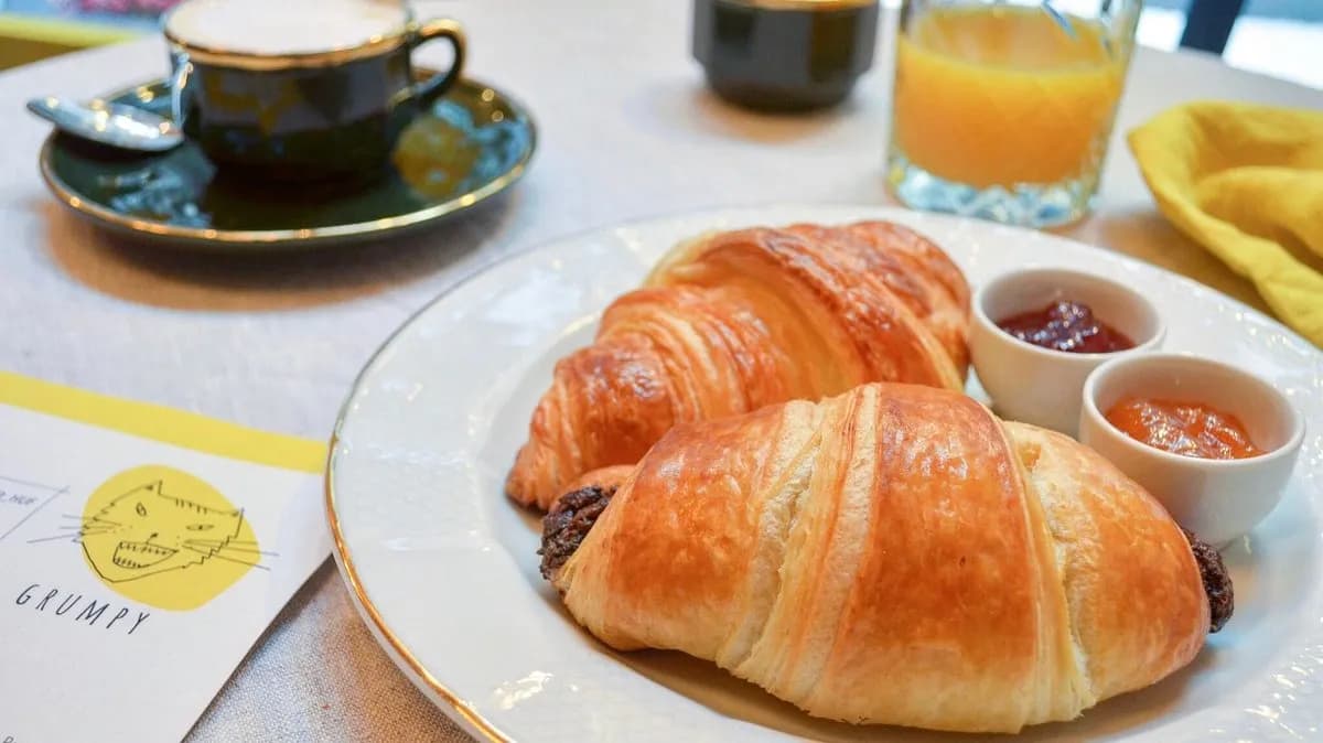 Csokoládés francia croissant