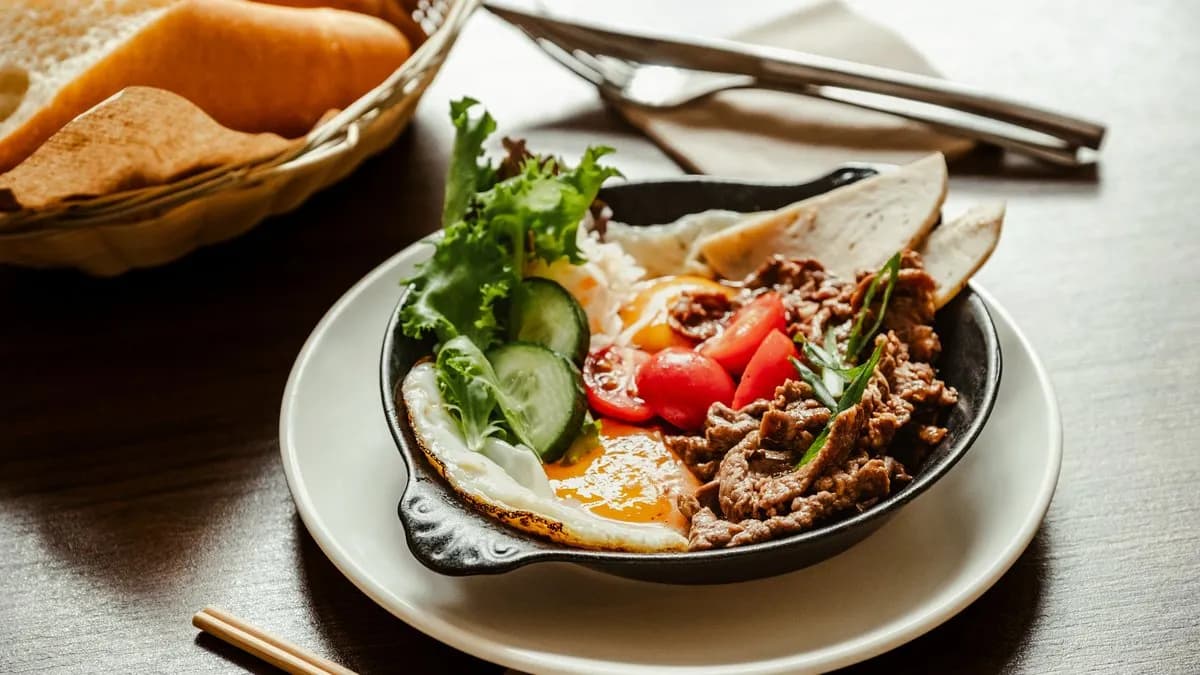 Bo né - Sült marhás vietnámi reggeli