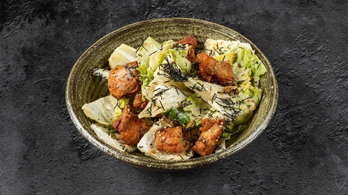 Tokiói Cézár Saláta Csirkével