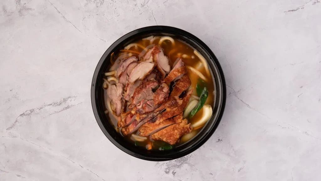 Kacsahúsos Ramen leves