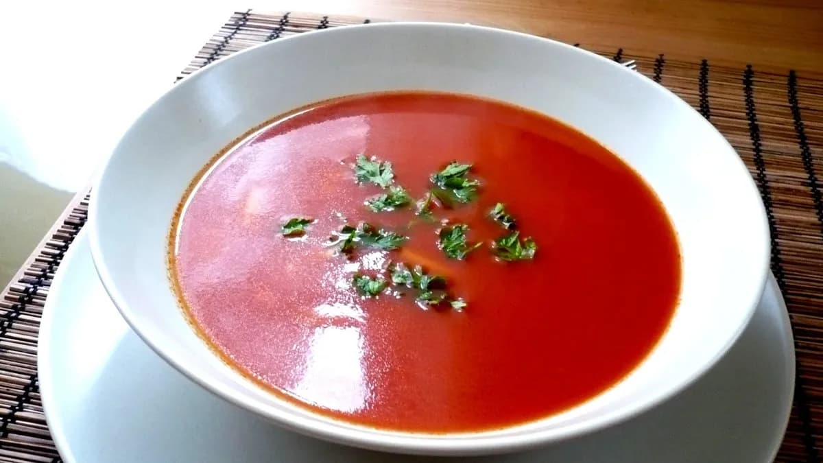 Paradicsomleves rizzsel