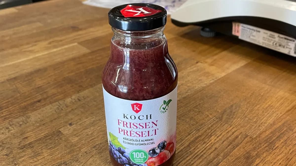 Friisen Préselt Kékszőlő Almával és Erdei Gyümölccsel