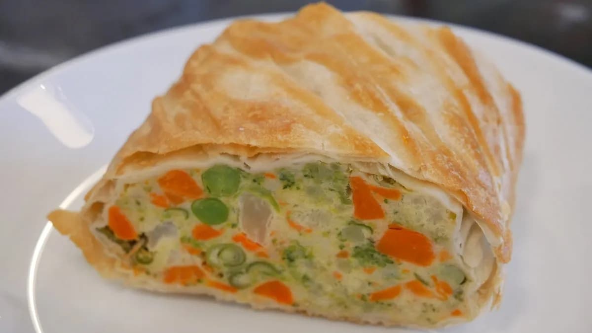 Cheddar Sajtos-Zöldséges Rétes