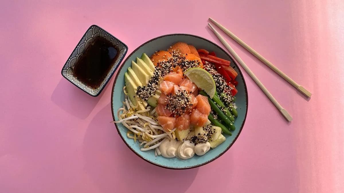 Hawaiian salmon bowl