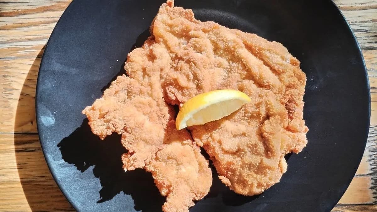 Rántott csirke comb filé