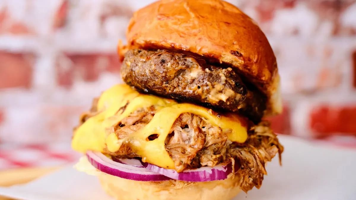 Pulled pork extra burger