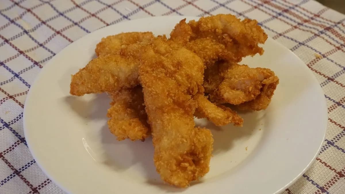 Panko morzsás csirkemell csikok