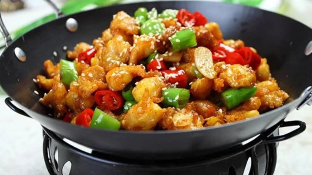 403.Nyúl mini bográcsban /Rabbit meat in dry pot style