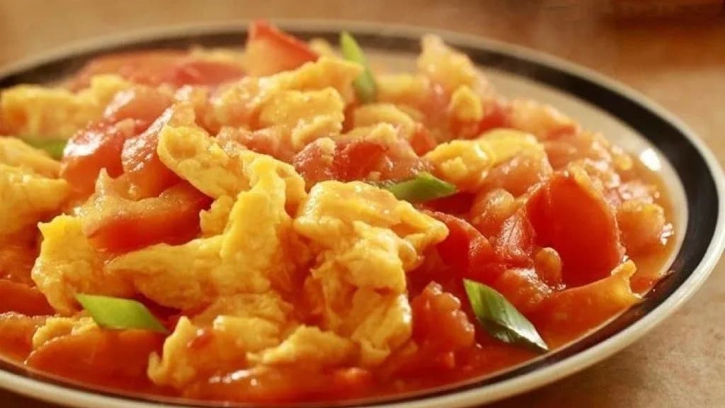 610.Piritott tojás paradicsommal/Stir-fried eggs with tomato