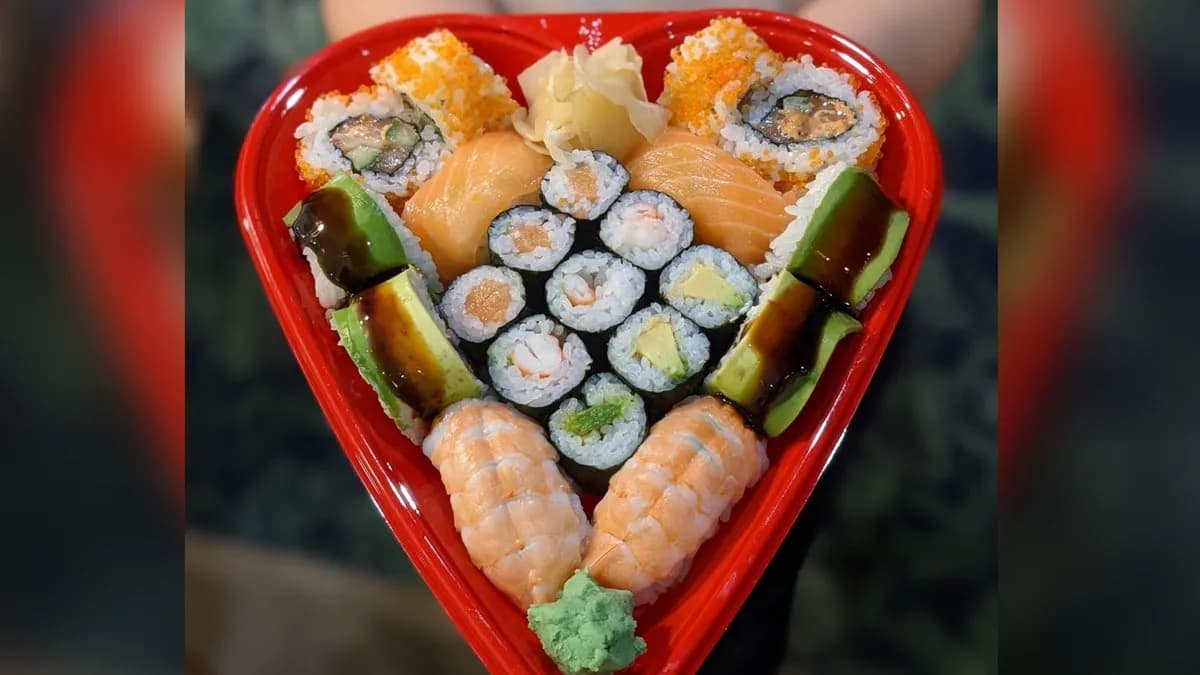 Szív alakú sushi tál 2 főre