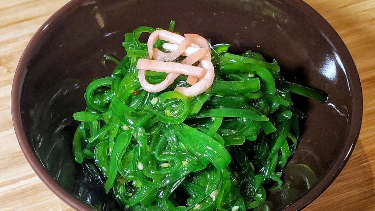 Seaweed salad