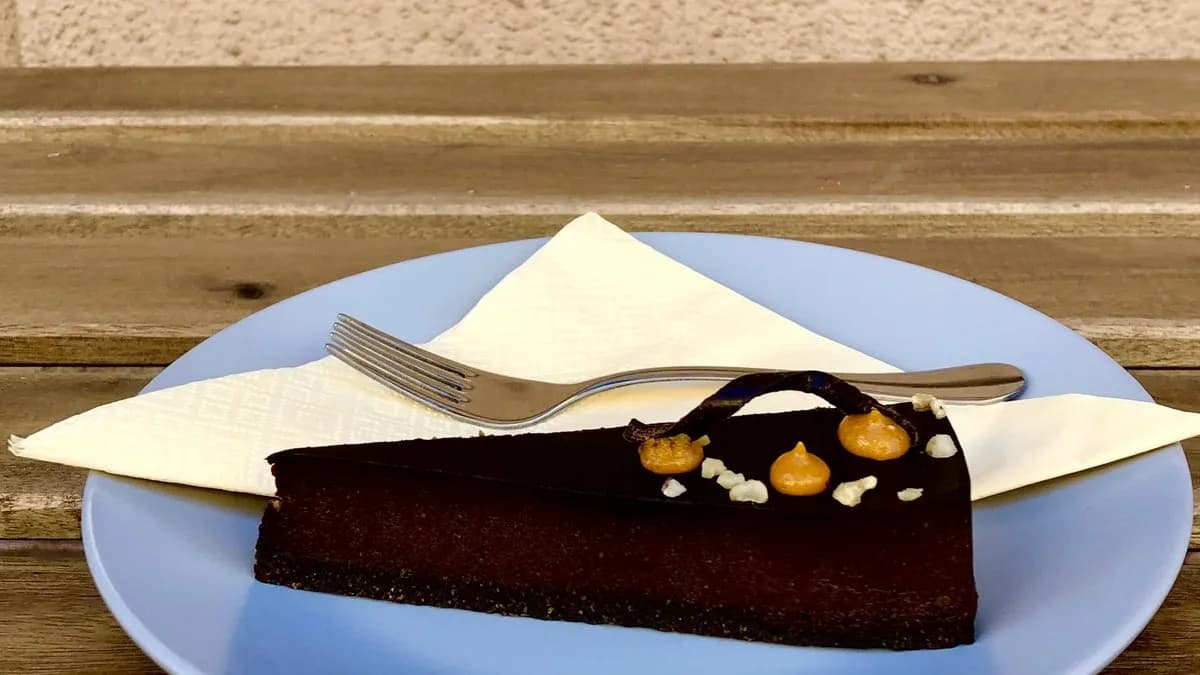 Vegán narancsos csokitorta