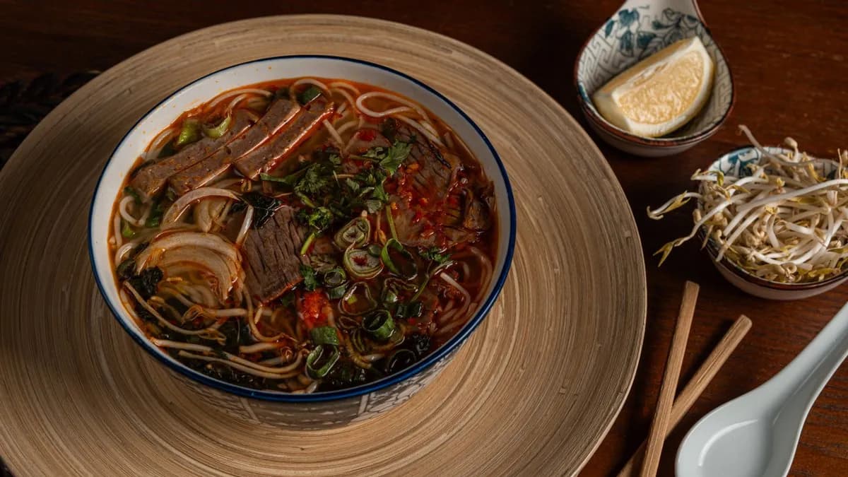 Nagy Bun leves “Huế” módra - B8