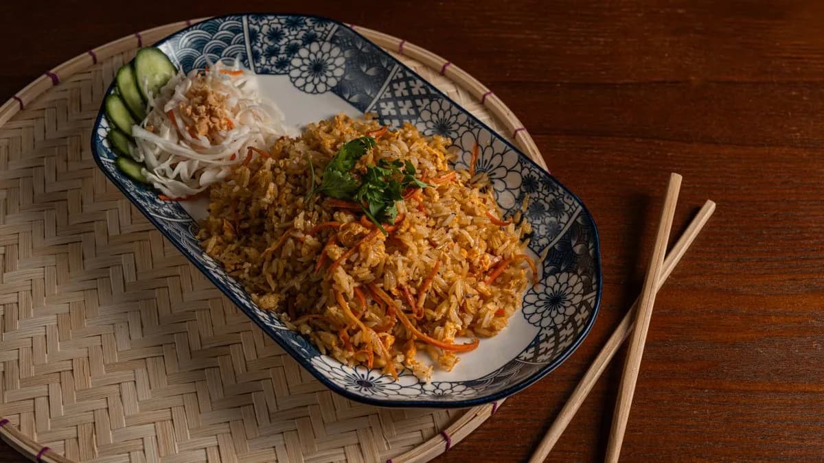 Wokban pirított rizs tojással - C11