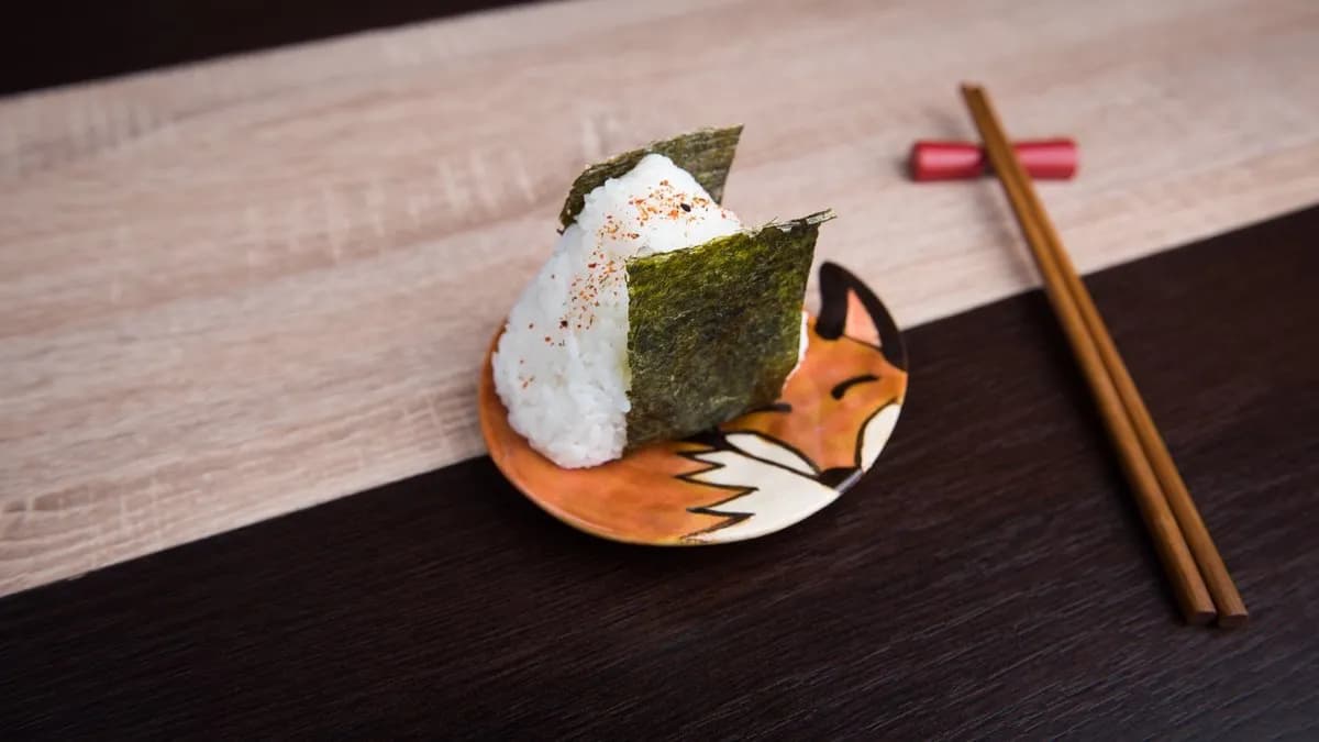 Onigiri majonézes garnélával