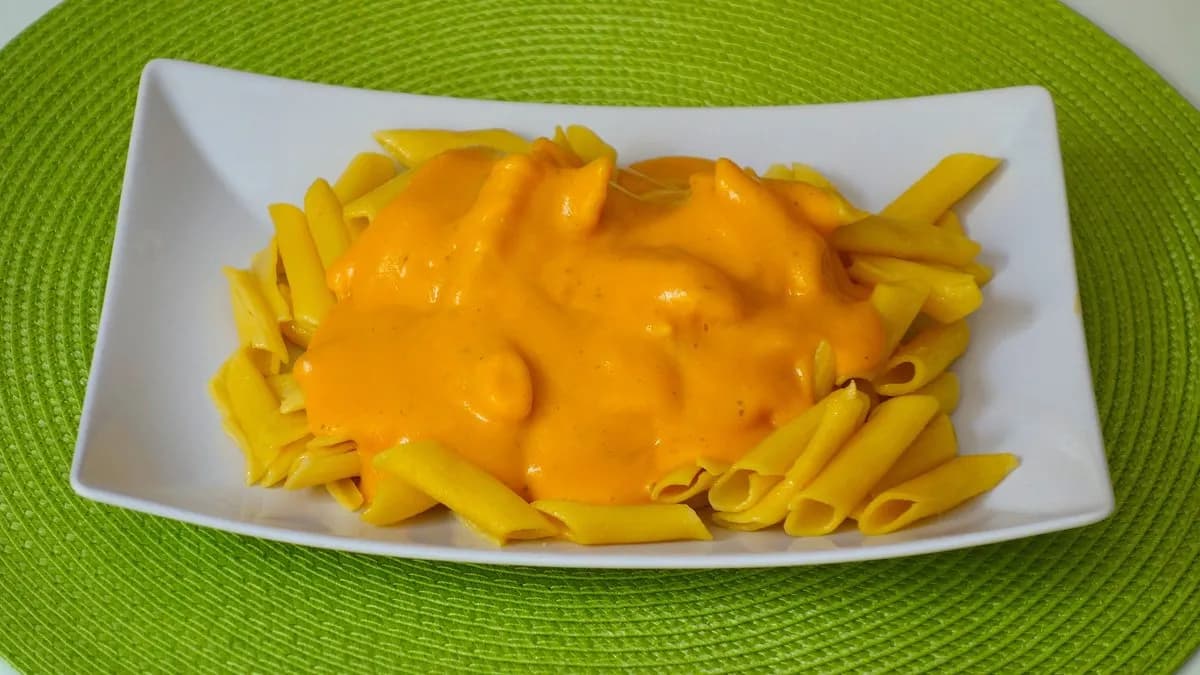Vegán mac and cheese penne