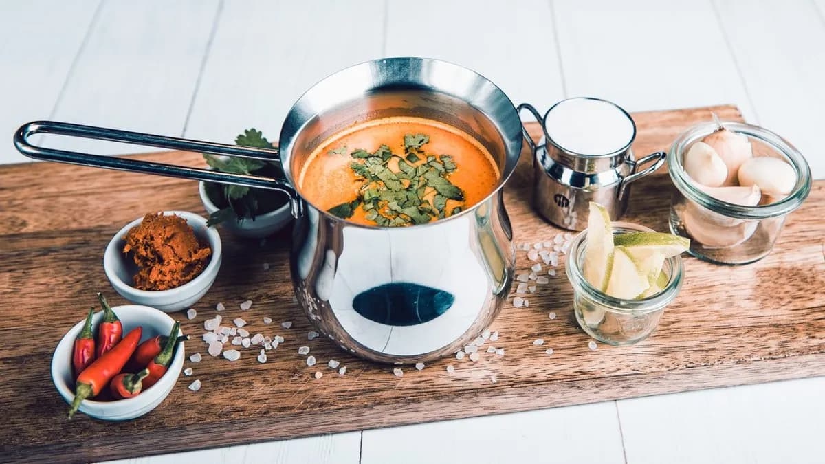 Keleties csirke alaplé - 1 liter