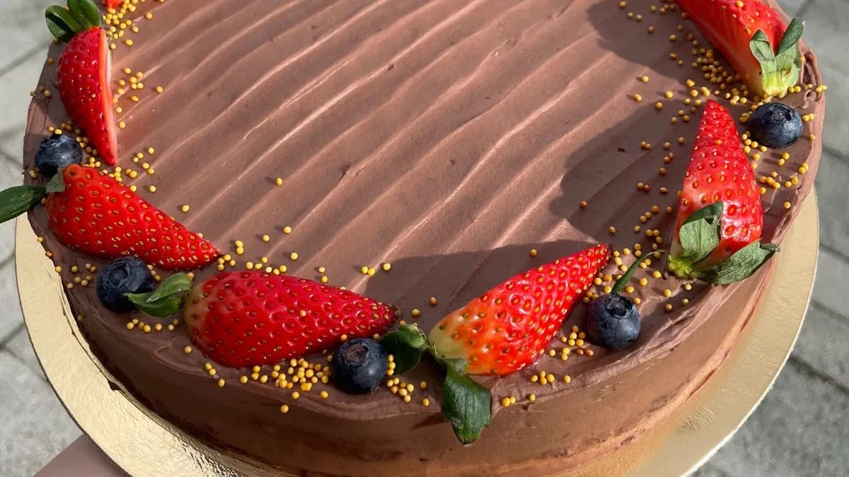 Gluténmentes Belga tejcsokoládé torta (14 szeletes)